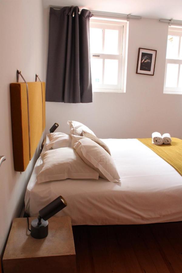 Aparthotel Oporto Entreparedes Екстериор снимка