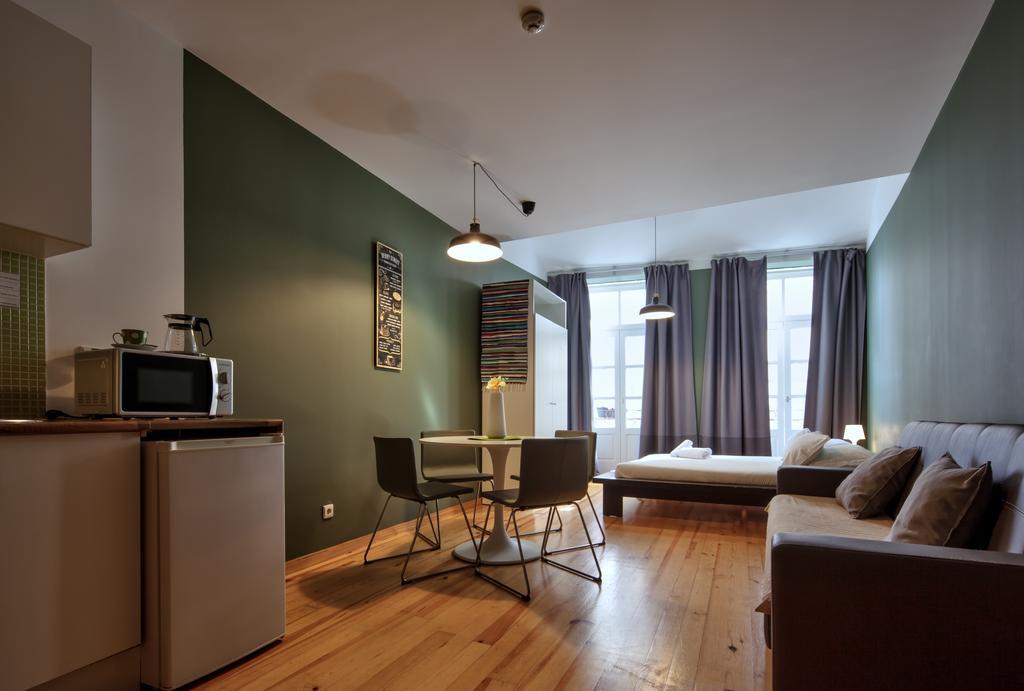Aparthotel Oporto Entreparedes Екстериор снимка