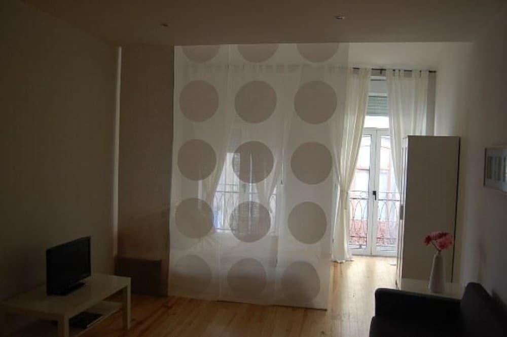 Aparthotel Oporto Entreparedes Екстериор снимка